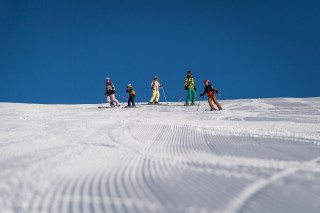 Ski passes at a discounted price  with an Hotel