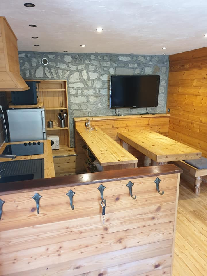 CUISINE - APPARTEMENT LES BOIS RONDS 1 - VALLOIRE LE SEROZ - VALLOIRE RESERVATIONS 