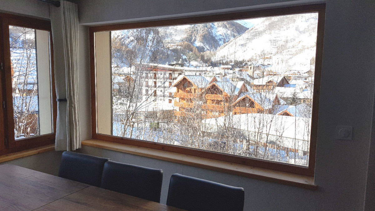 SALON - APPARTEMENT LES CERCES - VALLOIRE CENTRE SALON - APPARTEMENT LES CERCES - VALLOIRE CENTRE
