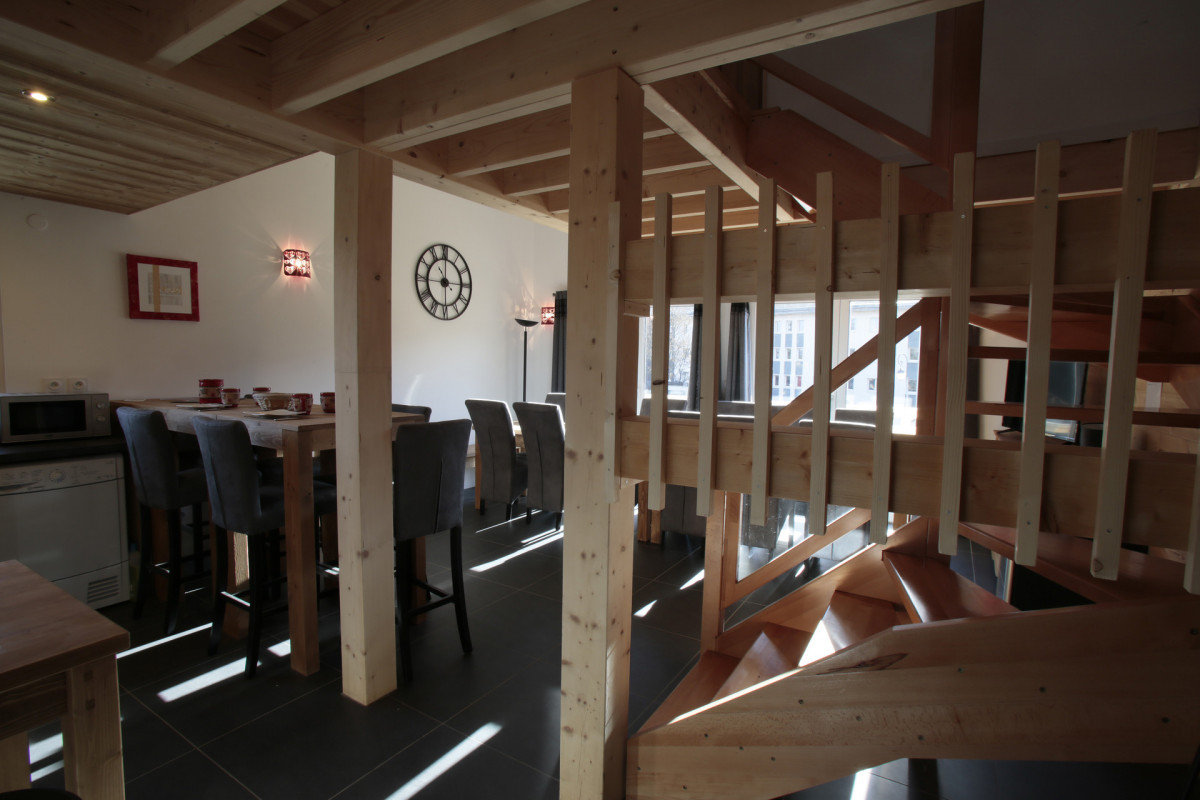 COIN REPAS - APPARTEMENT CHALET GRAND GALIBIER N°2- VALLOIRE LES VERNEYS COIN REPAS - APPARTEMENT CHALET GRAND GALIBIER N°2- VALLOIRE LES VERNEYS