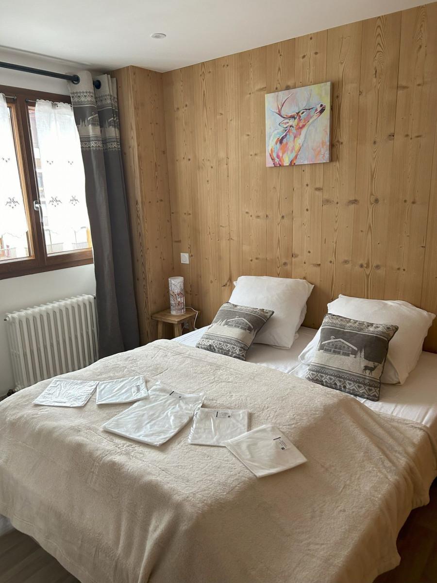 CHAMBRE  - APPARTEMENT CHARDONNETS 04 - VALLOIRE CENTRE