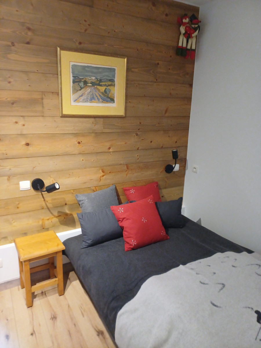 CHAMBRE 2 - APPARTEMENT - L'ALPE DE VIRGILE CHEZ ANTOINE - VALLOIRE LES VERNEYS CHAMBRE 2 - APPARTEMENT - L'ALPE DE VIRGILE CHEZ ANTOINE - VALLOIRE LES VERNEYS