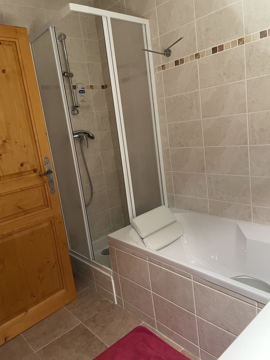 SALLE DE BAIN - APPARTEMENT GRAND VY A202 - GRAND VY VALLOIRE SALLE DE BAIN - APPARTEMENT GRAND VY A202 - GRAND VY VALLOIRE