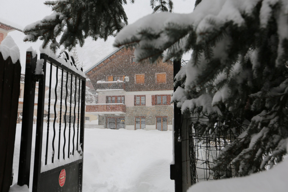 HIVER - CHALET LES GENTIANES APPARTEMENT 1 - VALLOIRE CENTRE HIVER - CHALET LES GENTIANES APPARTEMENT 1 - VALLOIRE CENTRE