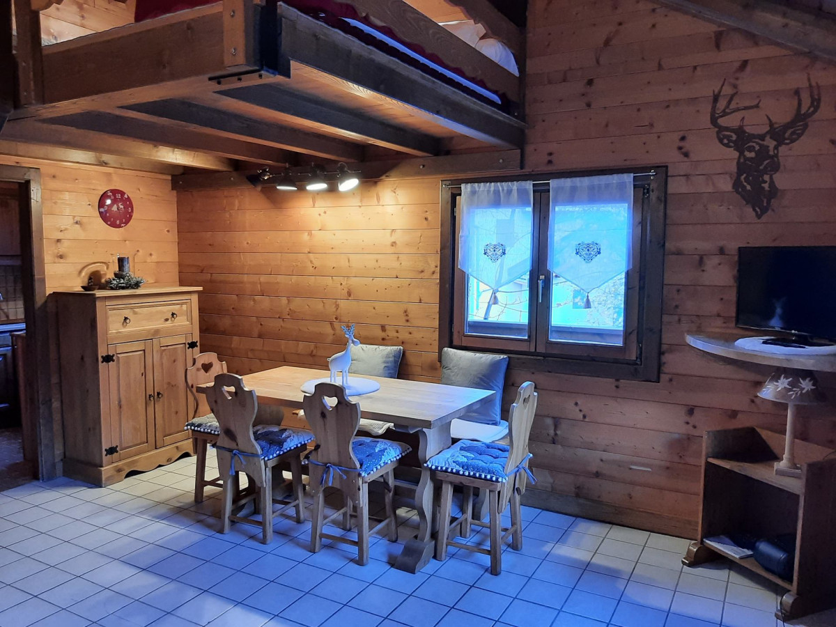 SALON - STUDIO NEUVACHETTE 2 - VALLOIRE CENTRE - VALLOIRE RESERVATIONS SALON - STUDIO NEUVACHETTE 2 - VALLOIRE CENTRE - VALLOIRE RESERVATIONS