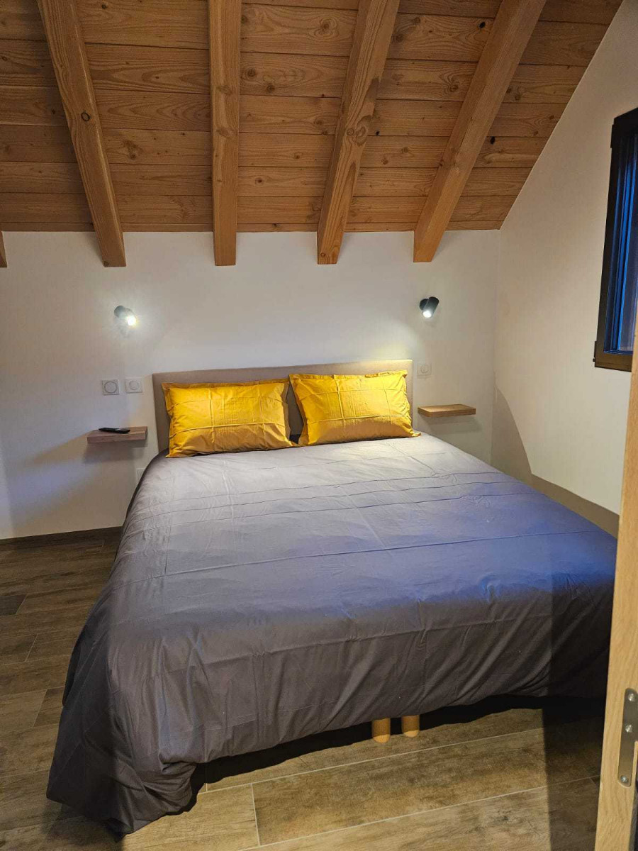 CHAMBRE 2 - APPARTEMENT 02 TERRASSES DES CLOTS - LES CLOTS VALLOIRE - VALLOIRE RESERVATIONS CHAMBRE 2 - APPARTEMENT 02 TERRASSES DES CLOTS - LES CLOTS VALLOIRE - VALLOIRE RESERVATIONS