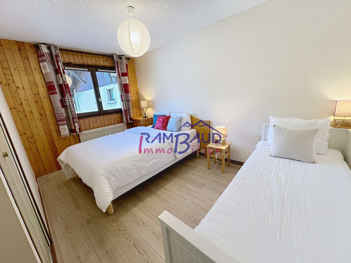 _clients_227345001_photos_176e_35874431 _clients_227345001_photos_176e_35874431