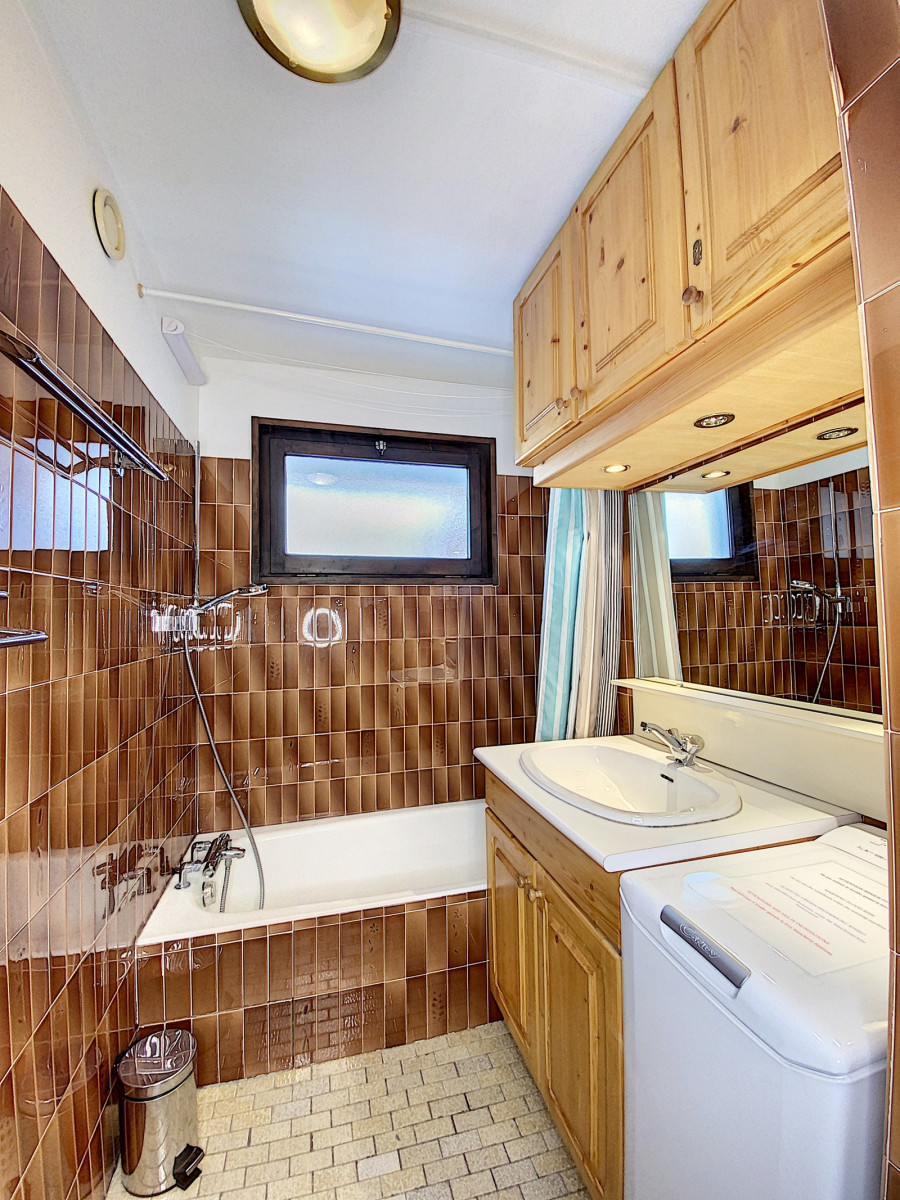 _clients_227345001_photos_176g_33852691