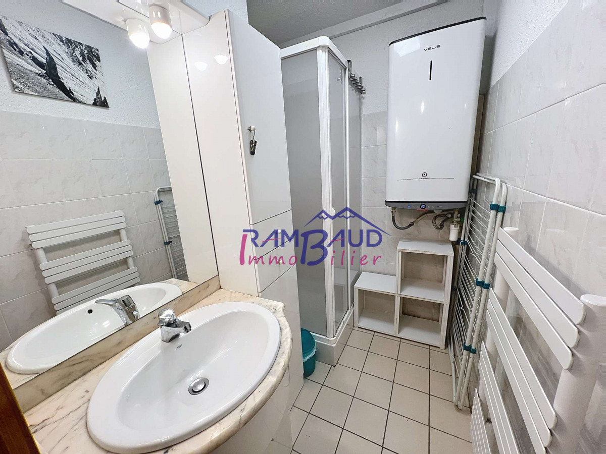_clients_227345001_photos_20m_35521098
