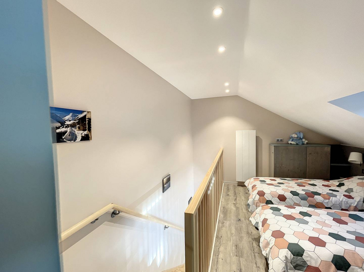 _clients_227345001_photos_273g_36079403