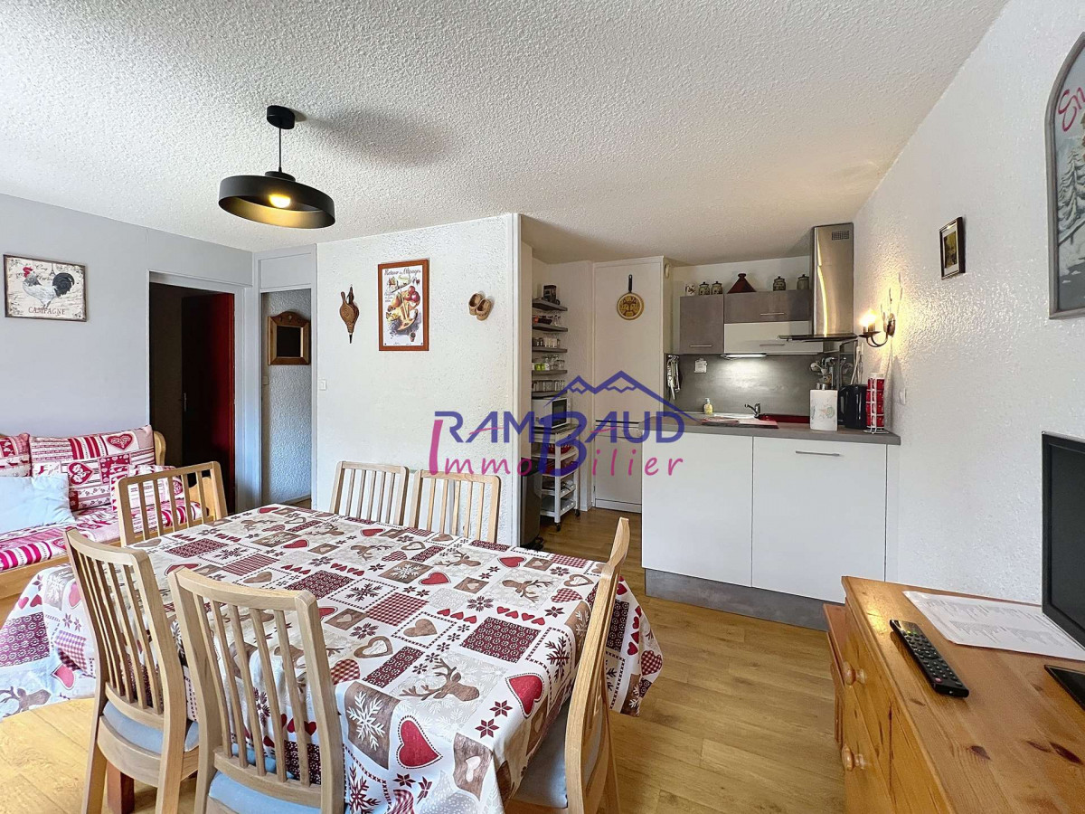 _clients_227345001_photos_27k_34548302