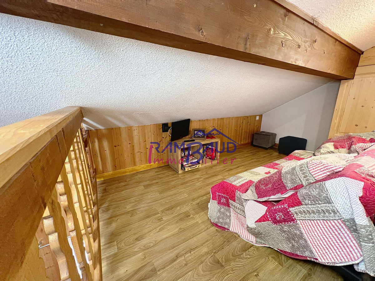 _clients_227345001_photos_54g_36144522