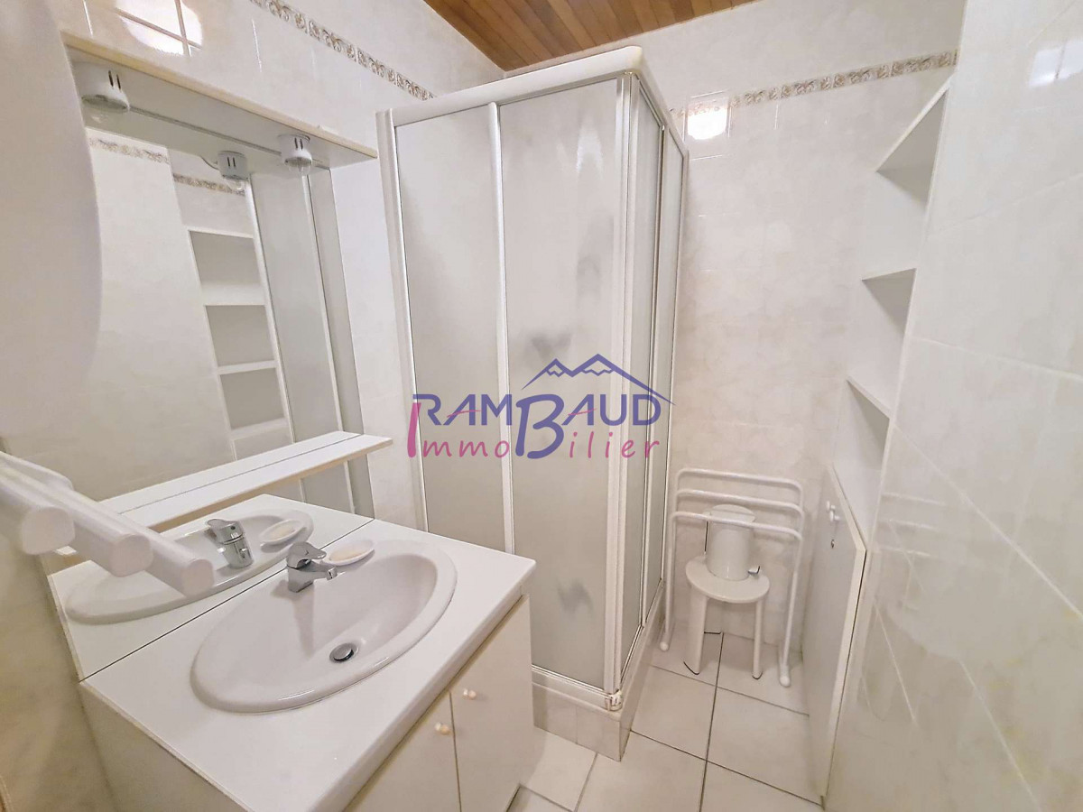 _clients_227345001_photos_69e_37188056 _clients_227345001_photos_69e_37188056