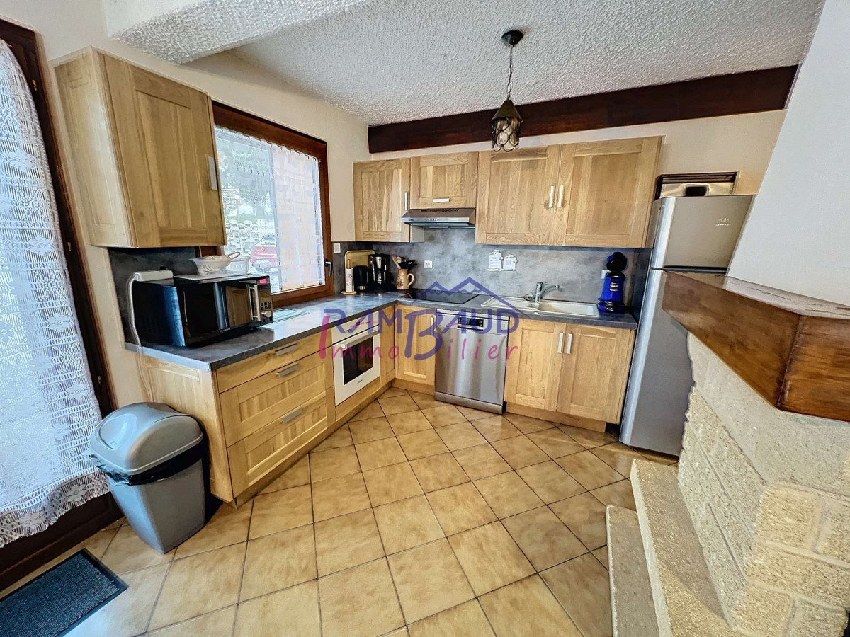 _clients_227345001_photos_6a_36079573