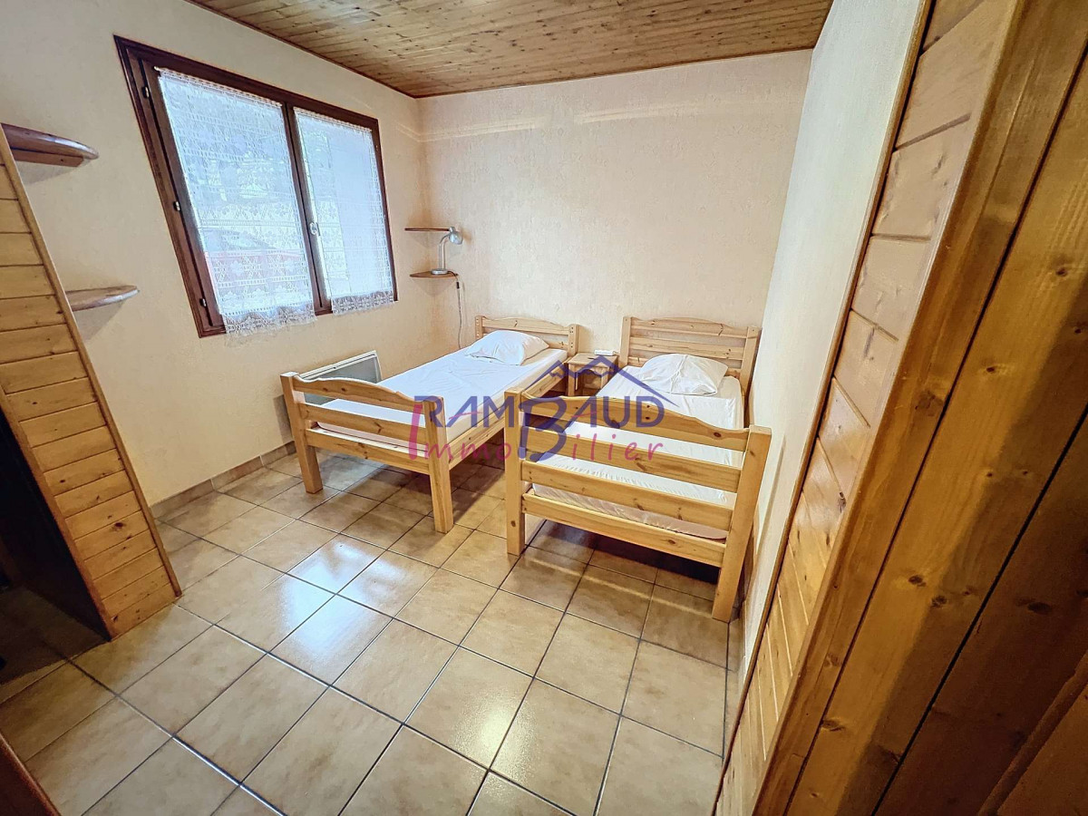 _clients_227345001_photos_6f_36198695 _clients_227345001_photos_6f_36198695