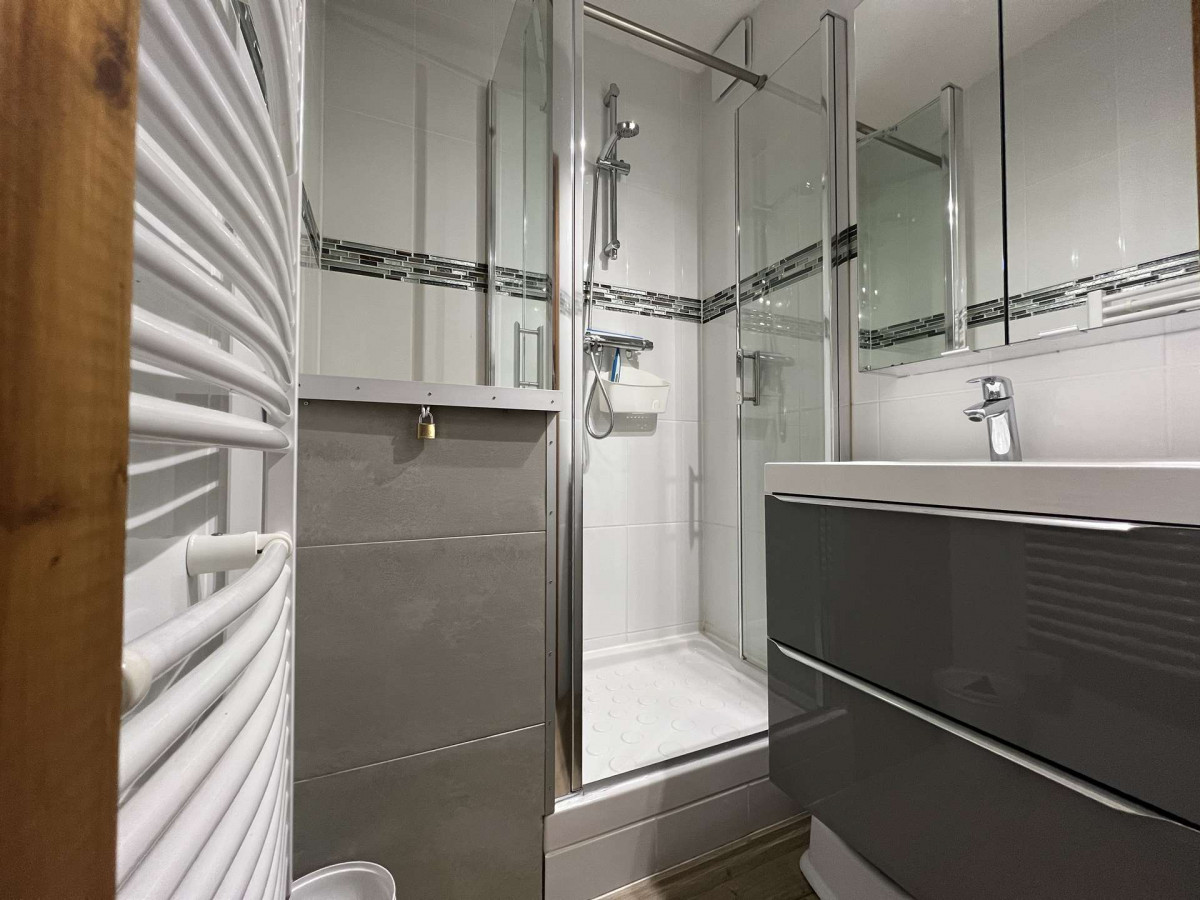 _clients_227345001_photos_82n_33853476