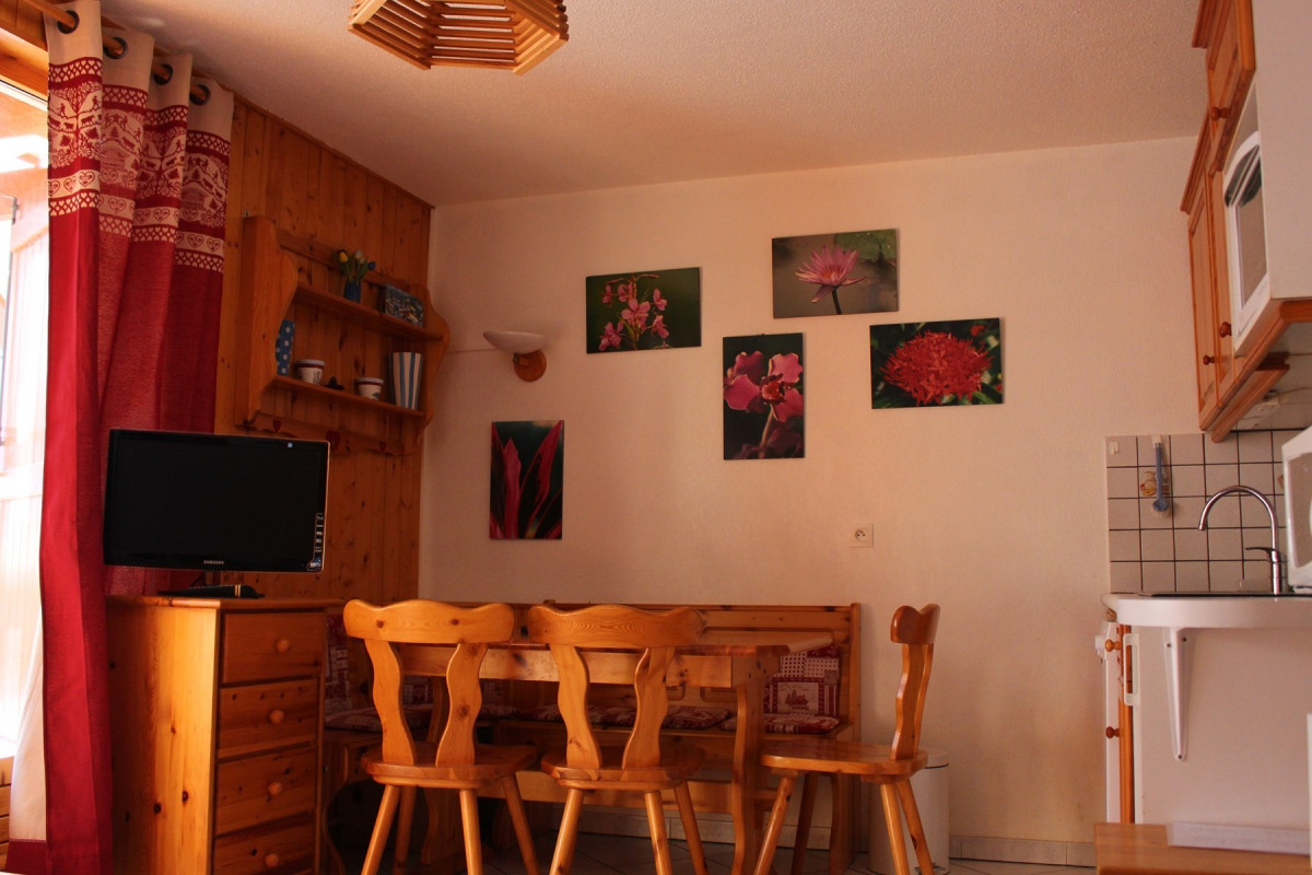 _clients_227345001_photos_83i_33853494