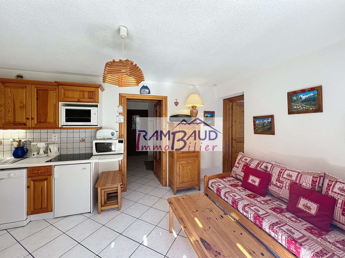 _clients_227345001_photos_83l_36426321