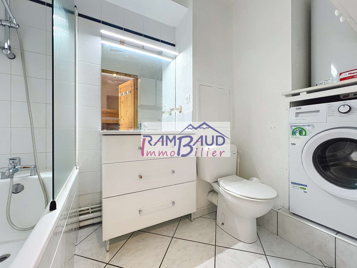 _clients_227345001_photos_83p_36426325