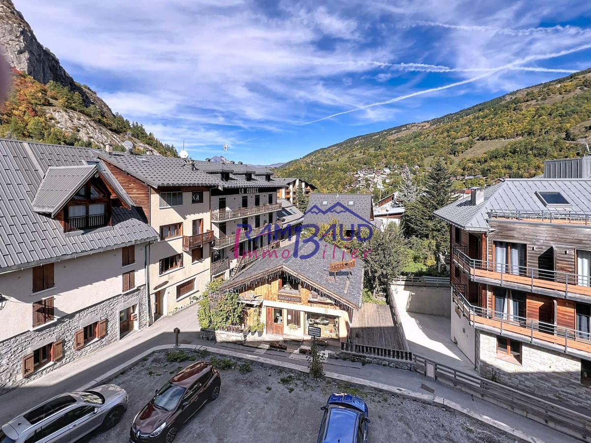 _clients_227345001_photos_85j_37646410