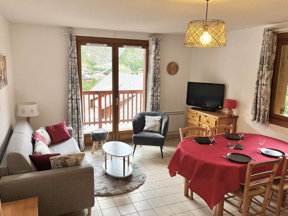 _clients_227345002_photos_143c_37376382 _clients_227345002_photos_143c_37376382