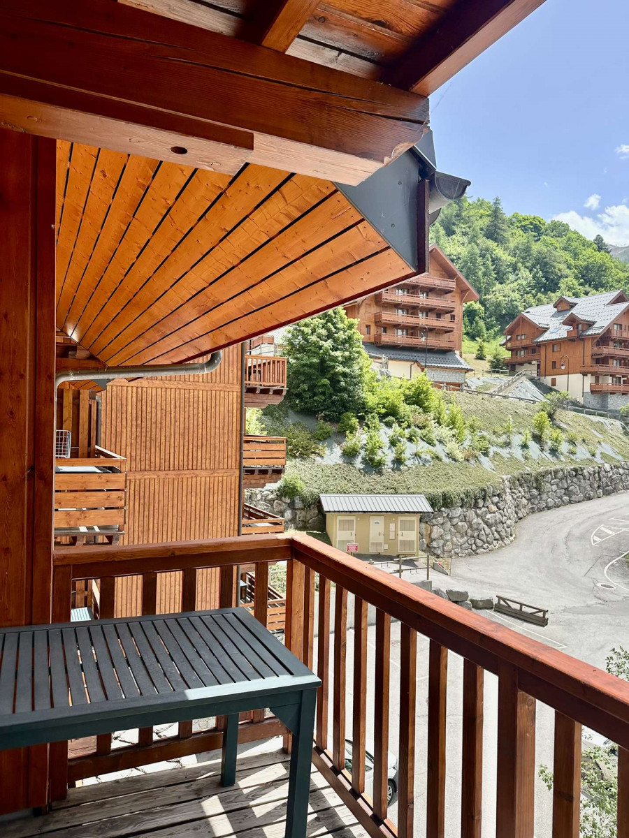 _clients_227345002_photos_1o_37153477