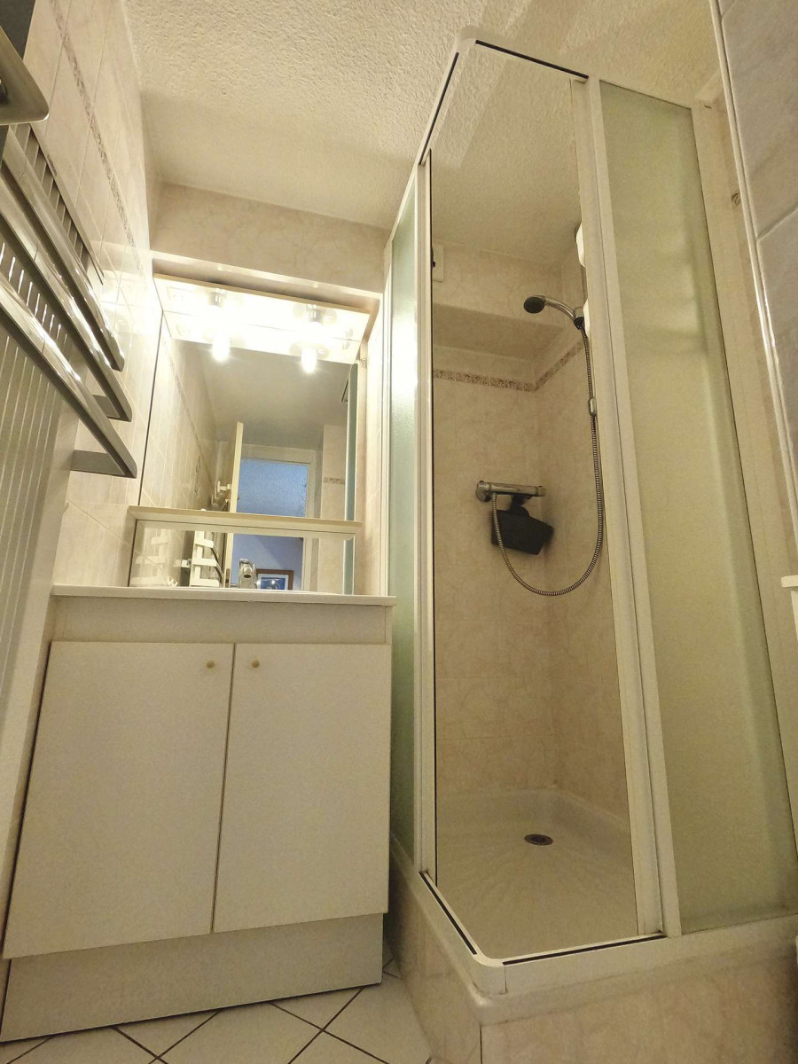 _clients_227345002_photos_58m_33840786