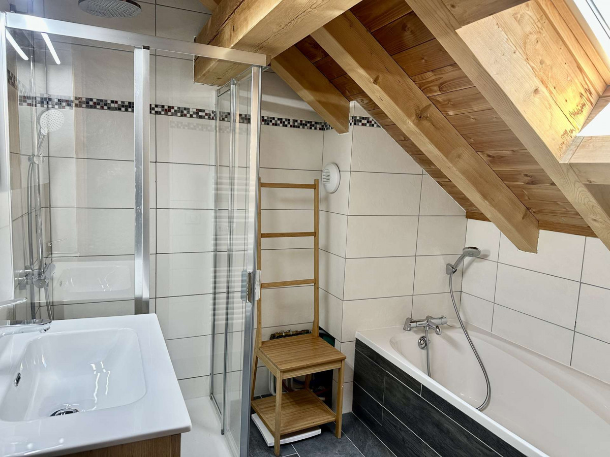 _clients_227345002_photos_86n_37678716