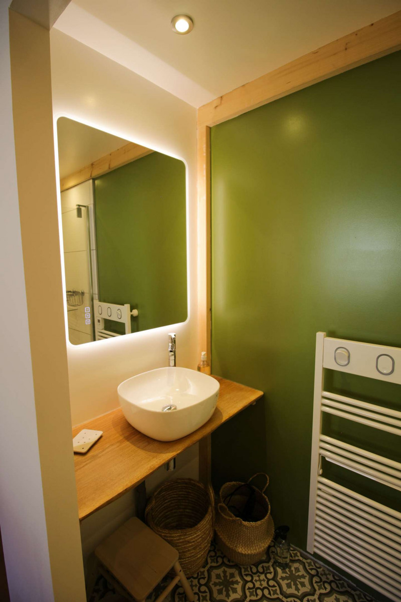 _clients_227345002_photos_96h_33852370