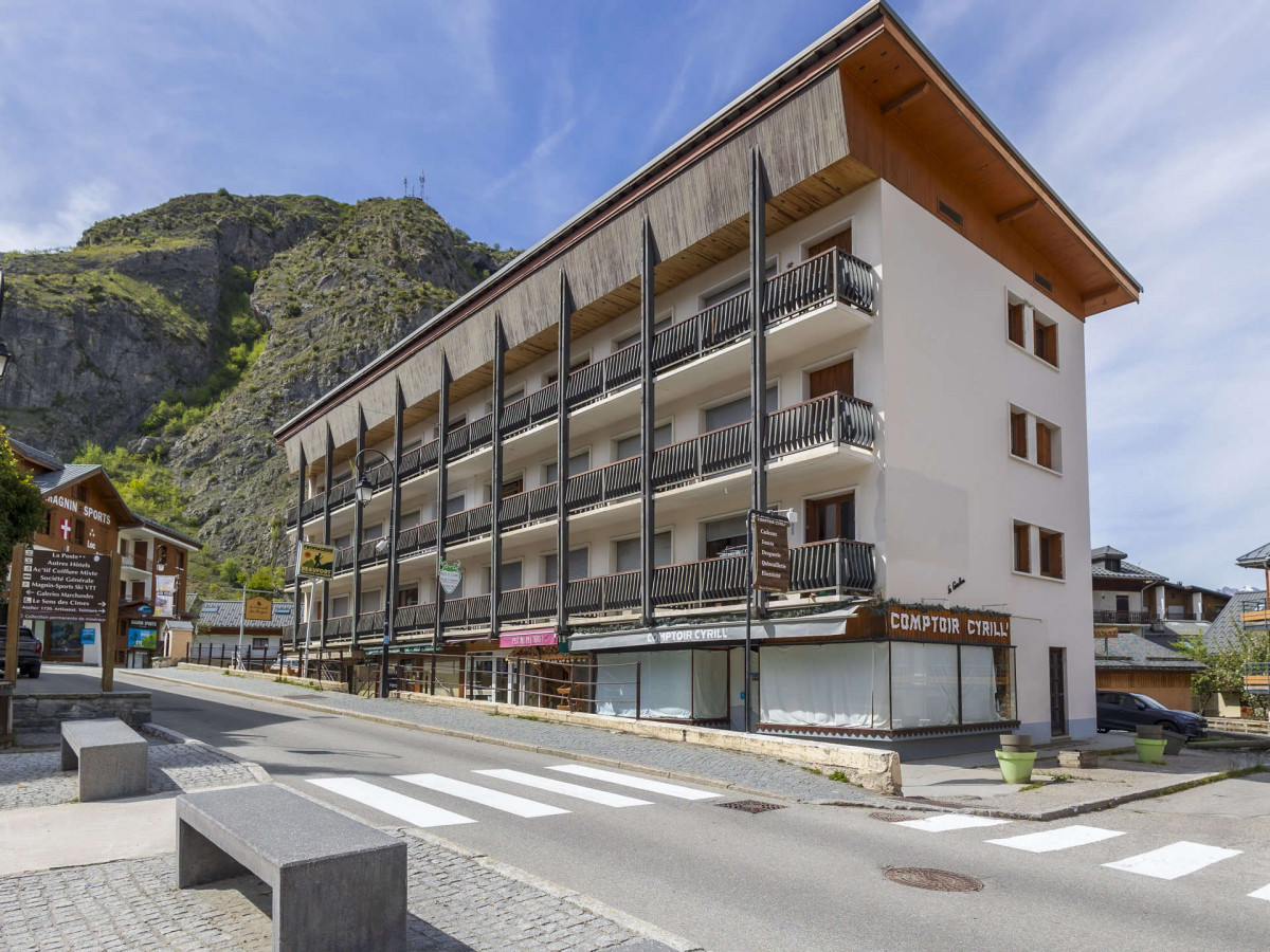 VUE 2 ETE LE CARIBOU - VALLOIRE CENTRE - VALLOIRE RESERVATIONS