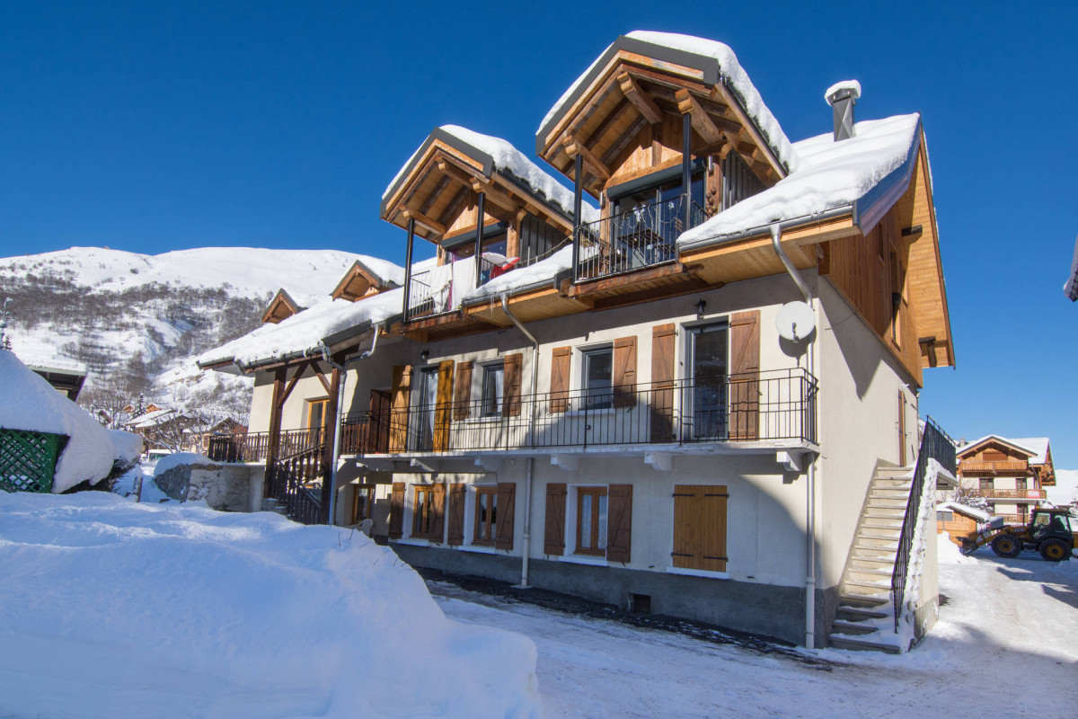 VUE 2 LES ECRINS - VALLOIRE CENTRE - VALLOIRE RESERVATIONS VUE 2 LES ECRINS - VALLOIRE CENTRE - VALLOIRE RESERVATIONS