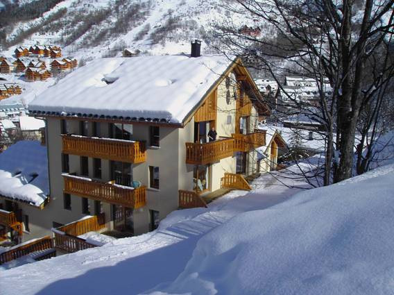 VUE HIVER LES ROCHES FLEURIES - VALLOIRE CENTRE - VALLOIRE RESERVATIONS VUE HIVER LES ROCHES FLEURIES - VALLOIRE CENTRE - VALLOIRE RESERVATIONS