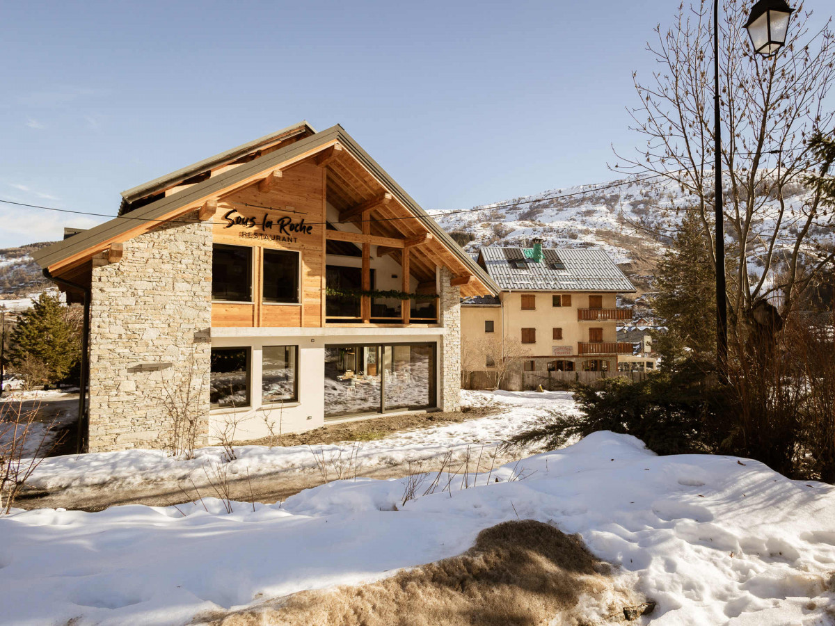 CHALET LE STRATO - VALLOIRE CENTRE - VALLOIRE RESERVATIONS - HIVER VUE 2 CHALET LE STRATO - VALLOIRE CENTRE - VALLOIRE RESERVATIONS - HIVER VUE 2