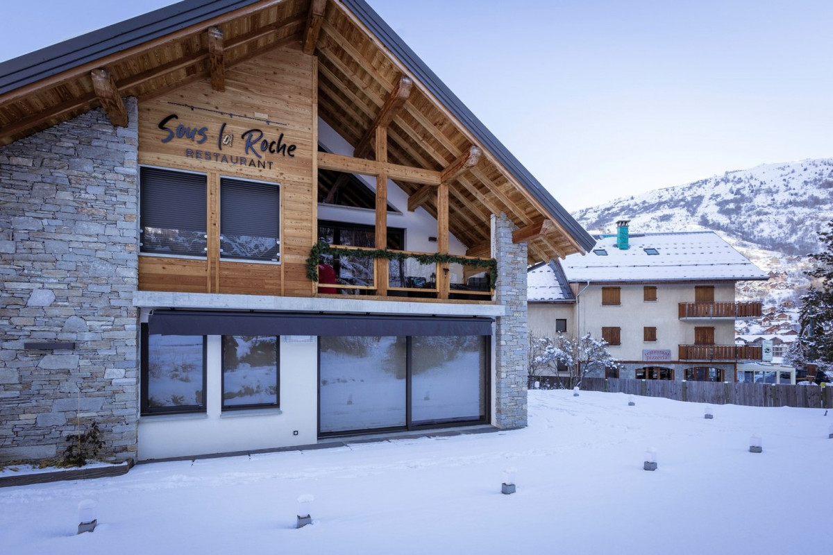 CHALET LE STRATO - VALLOIRE CENTRE - VALLOIRE RESERVATIONS - HIVER VUE 2 CHALET LE STRATO - VALLOIRE CENTRE - VALLOIRE RESERVATIONS - HIVER VUE 2