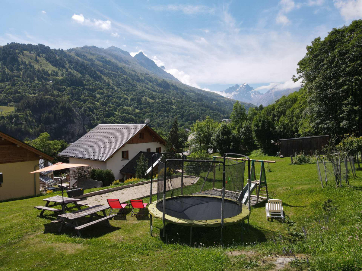 JARDIN ET JEUX - CHALET EPICEA - VALLOIRE JARDIN ET JEUX - CHALET EPICEA - VALLOIRE
