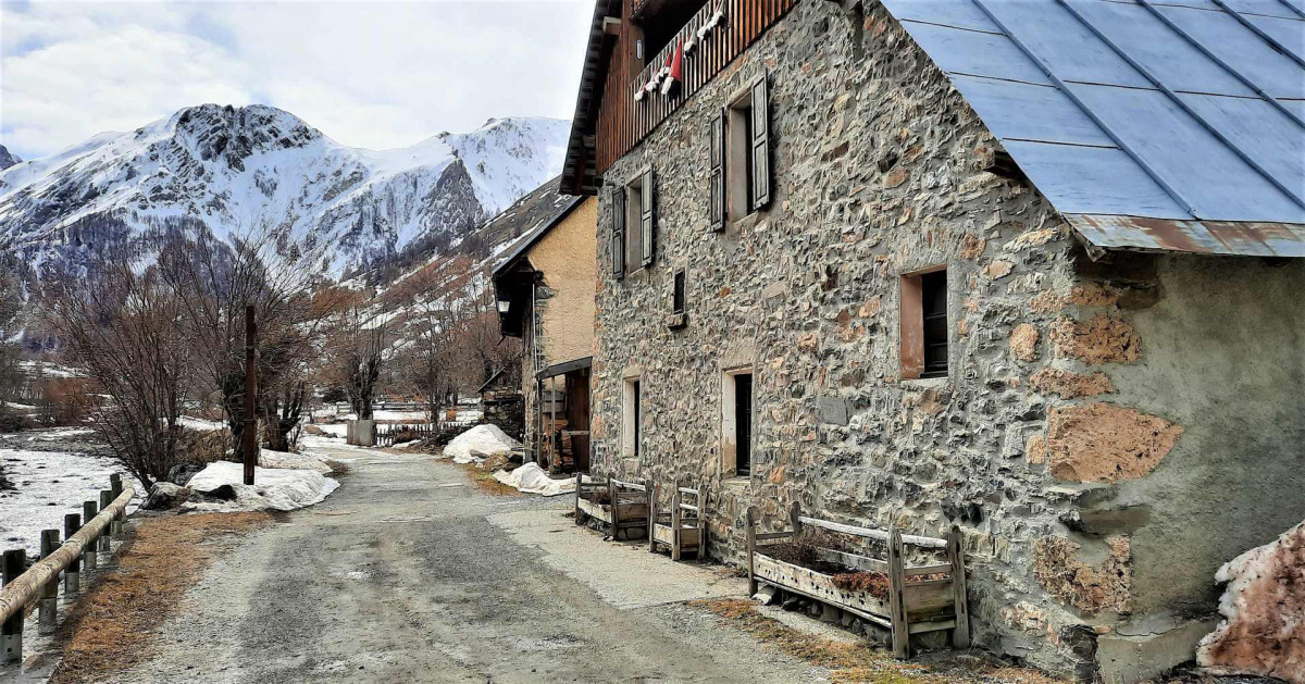 VUE 2 LE MONT DES HUILES - VALLOIRE LA RIVINE - VALLOIRE RESERVATIONS VUE 2 LE MONT DES HUILES - VALLOIRE LA RIVINE - VALLOIRE RESERVATIONS