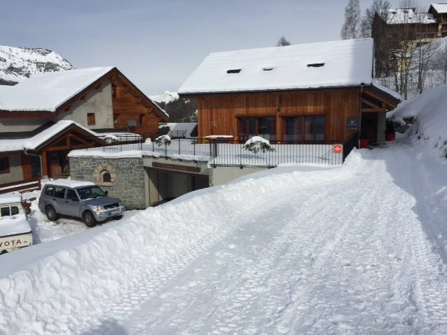 VUE 3 LES CHALETS D'ADRIEN - VALLOIRE CENTRE VUE 3 LES CHALETS D'ADRIEN - VALLOIRE CENTRE