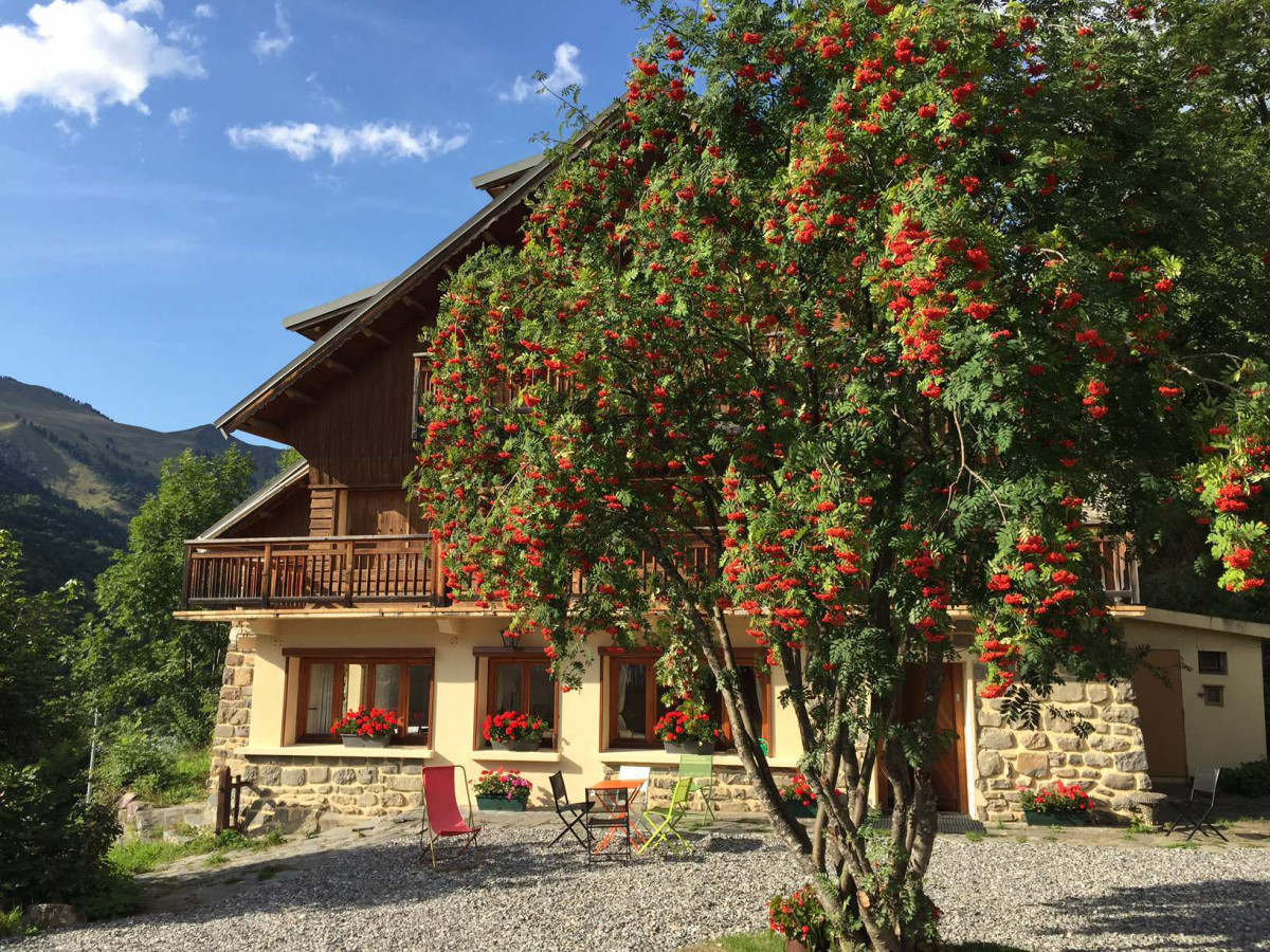 CHALET LES CERCES ETE - APPARTEMENT RDC - VALLOIRE RESERVATIONS CHALET LES CERCES ETE - APPARTEMENT RDC - VALLOIRE RESERVATIONS