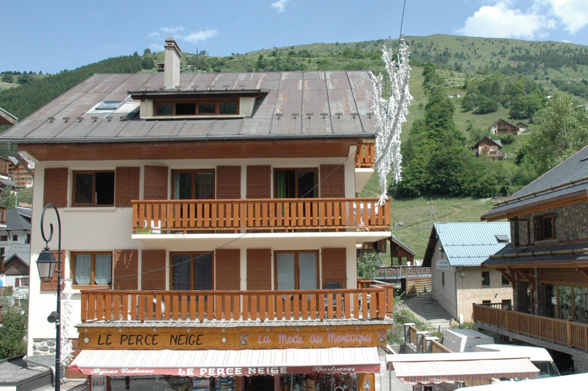 VUE 2 LE PERCE NEIGE - VALLOIRE CENTRE - VALLOIRE RESERVATIONS VUE 2 LE PERCE NEIGE - VALLOIRE CENTRE - VALLOIRE RESERVATIONS