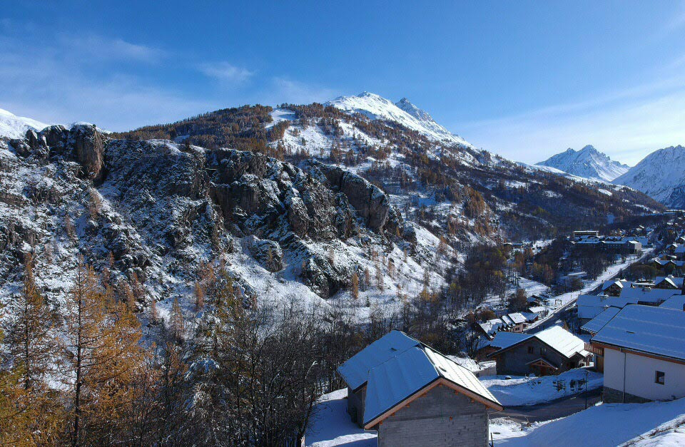 VUE 1 CHALET LES BRAMES - VALLOIRE LE CRET DU SERROZ - VALLOIRE RESERVATIONS VUE 1 CHALET LES BRAMES - VALLOIRE LE CRET DU SERROZ - VALLOIRE RESERVATIONS