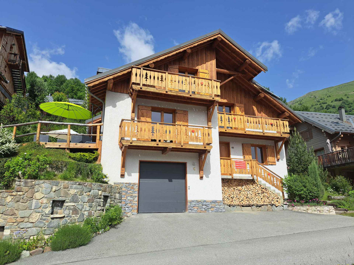 CHALET AU BOIS JOLI - LE SERROZ - VALLOIRE - VALLOIRE RESERVATIONS CHALET AU BOIS JOLI - LE SERROZ - VALLOIRE - VALLOIRE RESERVATIONS