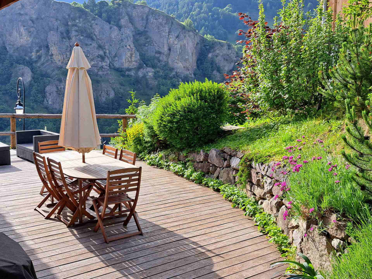 TERRASSE - LE SERROZ - VALLOIRE - VALLOIRE RESERVATIONS TERRASSE - LE SERROZ - VALLOIRE - VALLOIRE RESERVATIONS