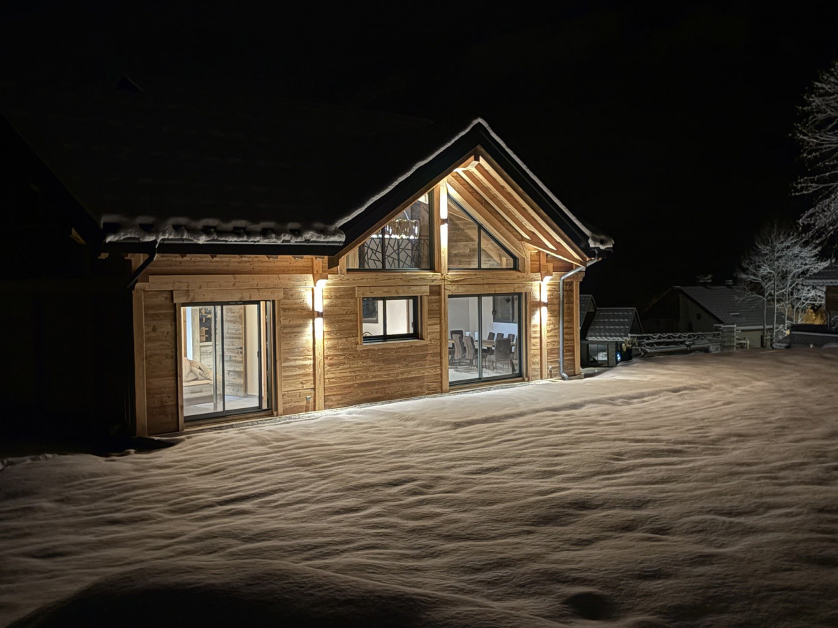 COTE JARDIN NUIT - CHALET L'OREE - VALLOIRE LA RUAZ - VALLOIRE RESERVATIONS COTE JARDIN NUIT - CHALET L'OREE - VALLOIRE LA RUAZ - VALLOIRE RESERVATIONS