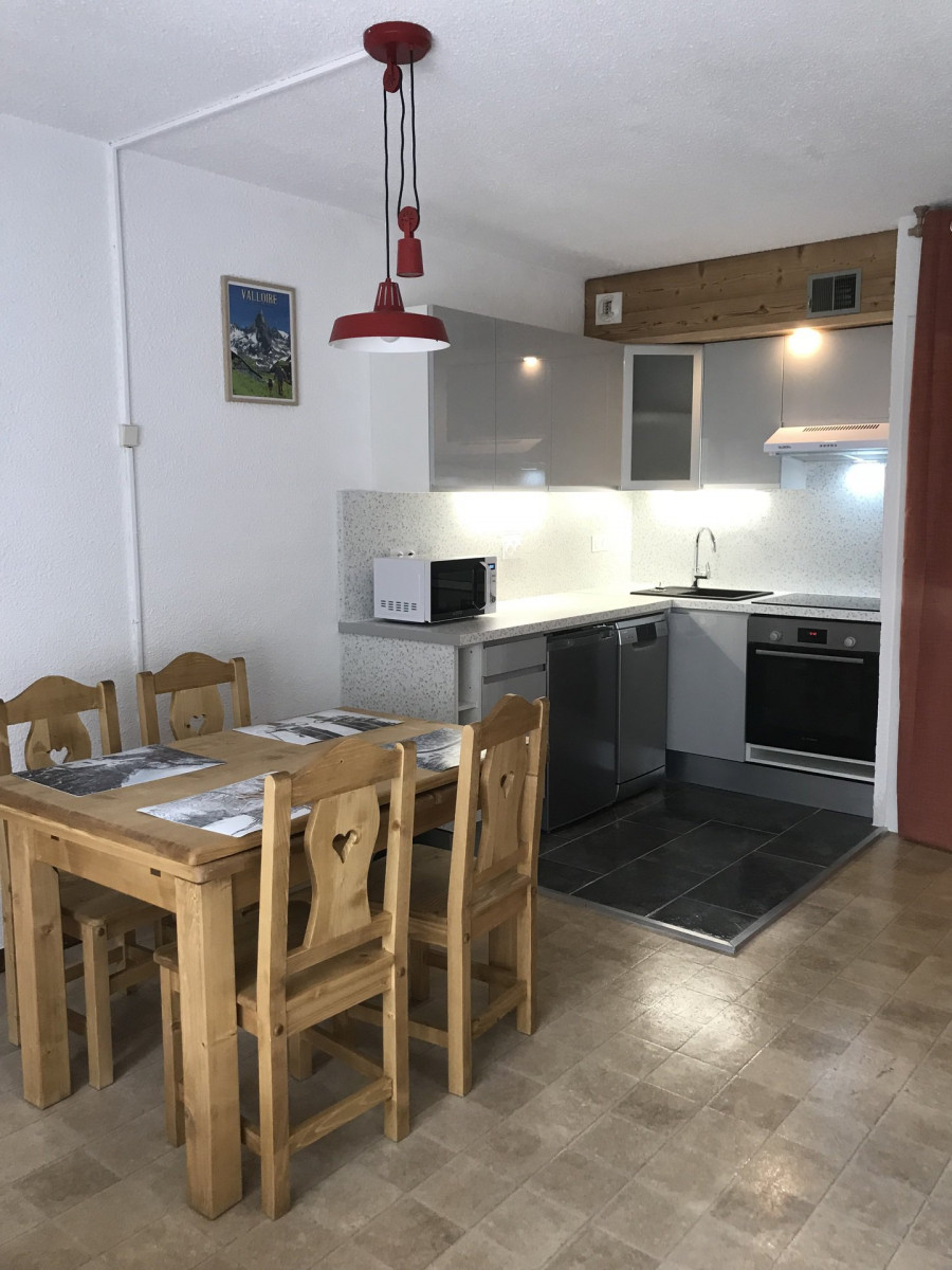 COIN REPAS - APPARTEMENT PRAZ 7 - VALLOIRE CENTRE COIN REPAS - APPARTEMENT PRAZ 7 - VALLOIRE CENTRE