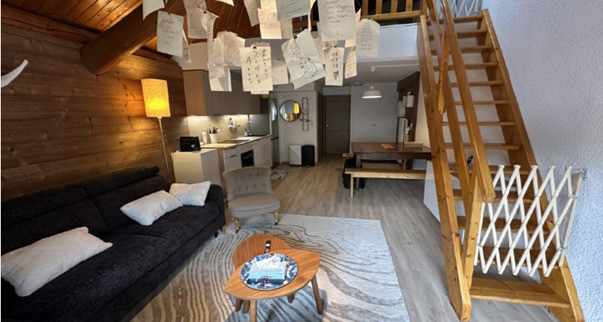 SALON - APPARTEMENT PRAZ 23 - VALLOIRE CENTRE SALON - APPARTEMENT PRAZ 23 - VALLOIRE CENTRE