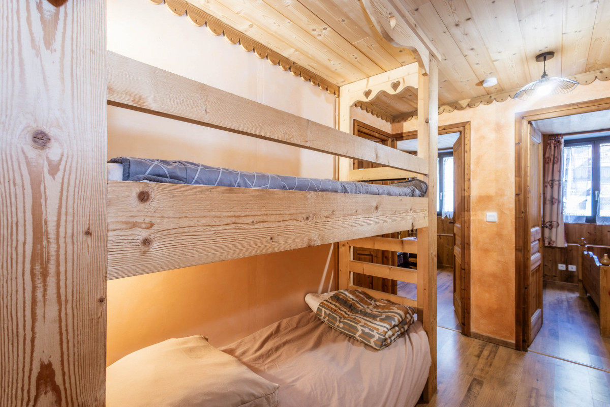 CABINE 2 - APPARTEMENT LA CORDEE 1 - VALLOIRE CENTRE CABINE 2 - APPARTEMENT LA CORDEE 1 - VALLOIRE CENTRE
