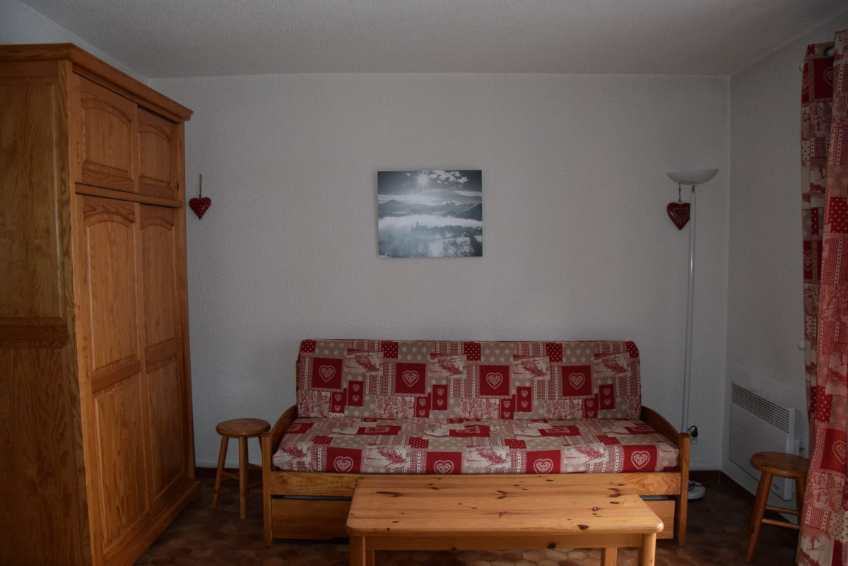 SALON - APPARTEMENT CRET DE PERE 6 - VALLOIRE CENTRE - VALLOIRE RESERVATIONS SALON - APPARTEMENT CRET DE PERE 6 - VALLOIRE CENTRE - VALLOIRE RESERVATIONS