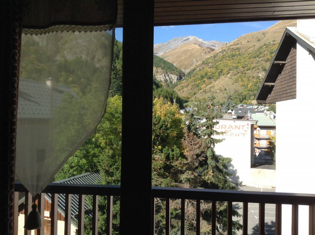 VUE SEJOUR - APPARTEMENT CRET DE PERE N°9 - VALLOIRE CENTRE VUE SEJOUR - APPARTEMENT CRET DE PERE N°9 - VALLOIRE CENTRE