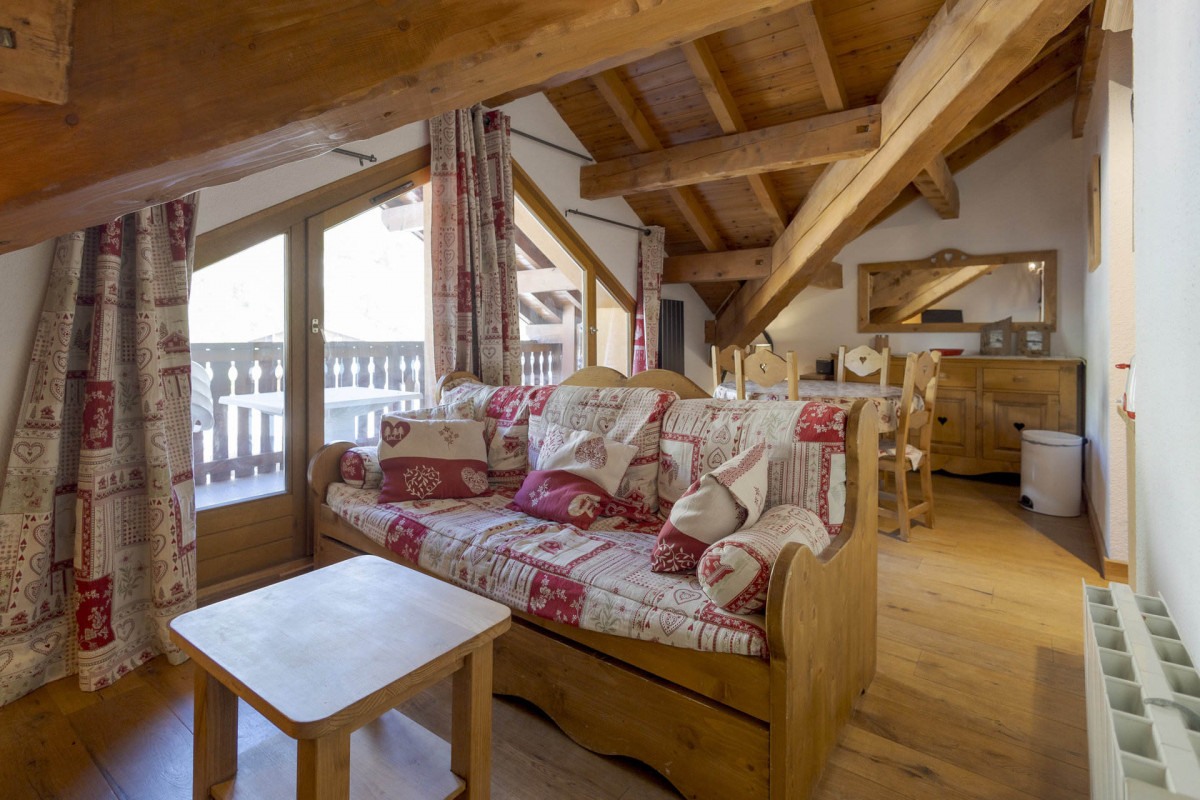 SALON - STUDIO BON ACCUEIL 41 - VALLOIRE CENTRE - VALLOIRE RESERVATIONS