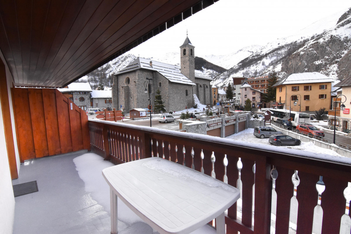 VUE BALCON - APPARTEMENT BON ACCUEIL 12 - VALLOIRE CENTRE VUE BALCON - APPARTEMENT BON ACCUEIL 12 - VALLOIRE CENTRE